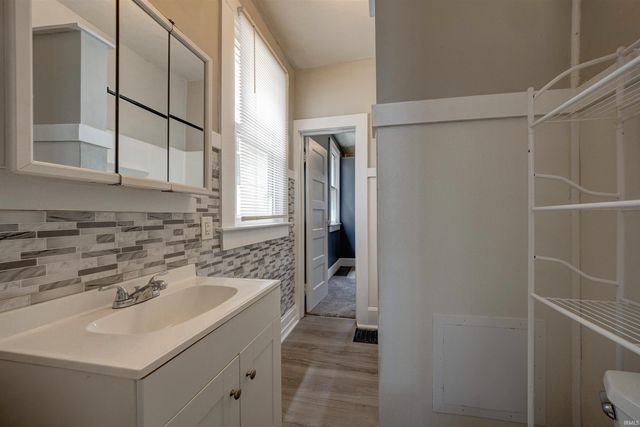 1220 Read Street, Evansville, IN 47710