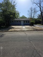 1549 Azalea Drive, Trotwood, OH 45417