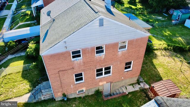 6212 CARTERS LN, Riverdale, MD 20737