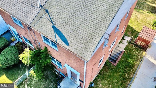 6212 CARTERS LN, Riverdale, MD 20737