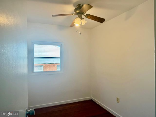 6212 CARTERS LN, Riverdale, MD 20737
