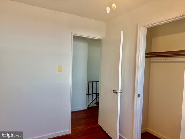 6212 CARTERS LN, Riverdale, MD 20737