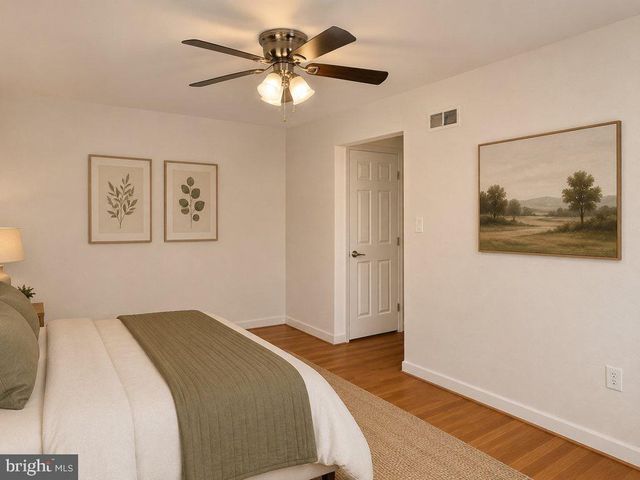 6212 CARTERS LN, Riverdale, MD 20737