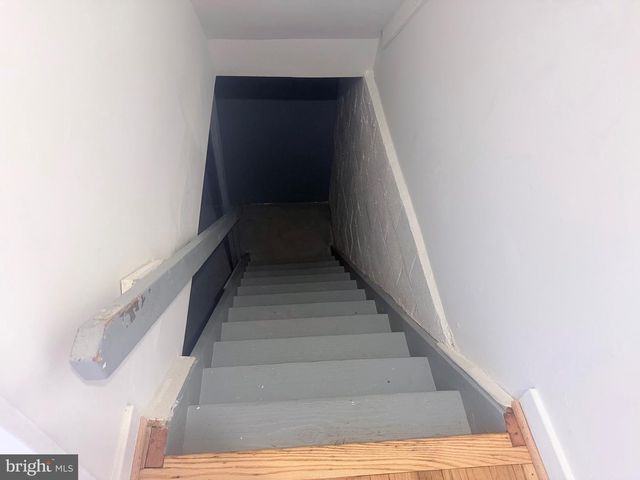 6212 CARTERS LN, Riverdale, MD 20737