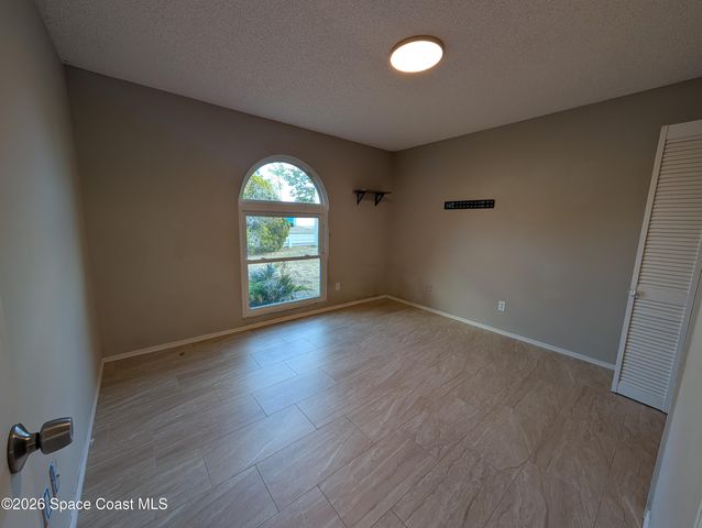 252 Emerson Drive NW, Palm Bay, FL 32907