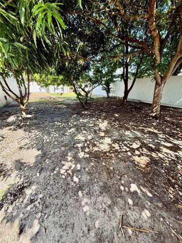 13237 SW 257th Terrace, Homestead, FL 33032
