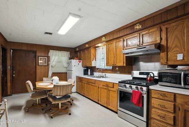 523 Providence Street, New Iberia, LA 70560