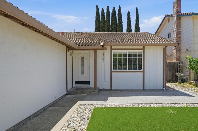 8398 Cypress Court, Dublin, CA 94568
