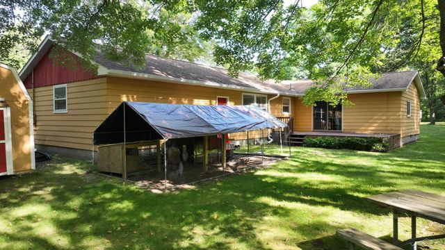 549 S Eight Mile Road, Midland, MI 48640