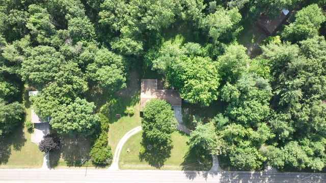 549 S Eight Mile Road, Midland, MI 48640