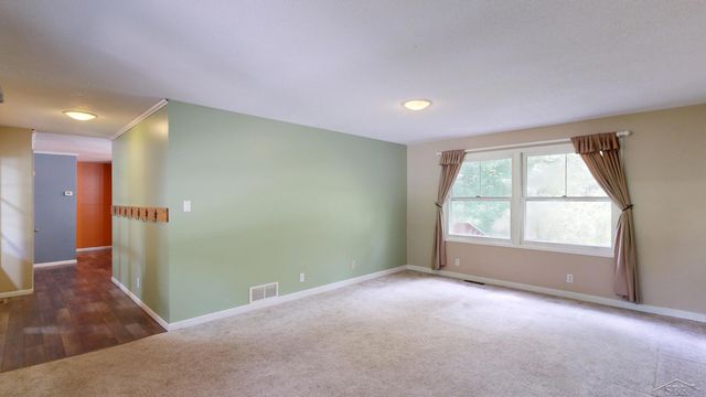 549 S Eight Mile Road, Midland, MI 48640