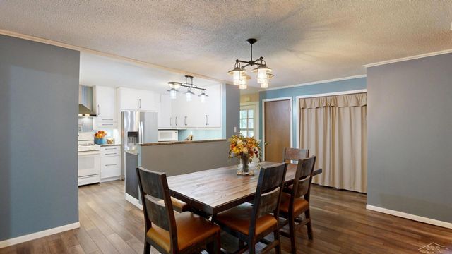 549 S Eight Mile Road, Midland, MI 48640