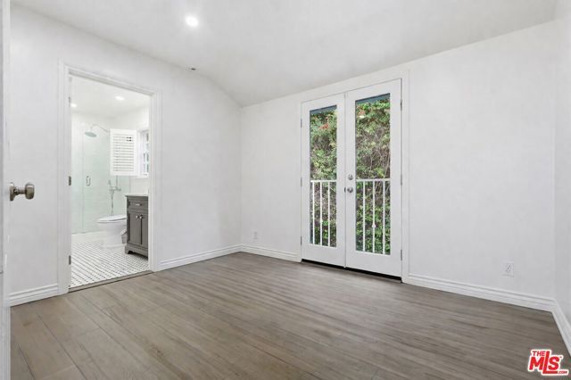 8809 Evanview Drive, Los Angeles, CA 90069