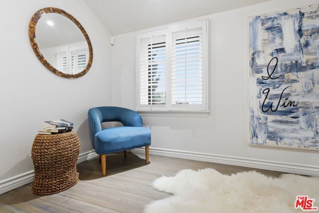 8809 Evanview Drive, Los Angeles, CA 90069