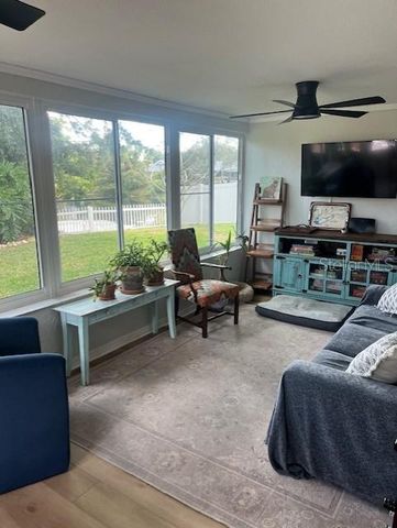 140 PATTY ANN BOULEVARD, Palm Harbor, FL 34683