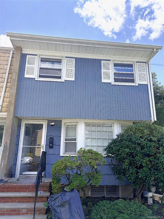 9 Alan Road 9, Spring Valley, NY 10977