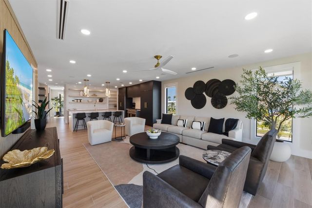 540 S POLK DRIVE, Sarasota, FL 34236