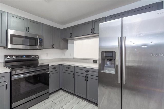 12946 TRADE PORT PLACE, Riverview, FL 33579