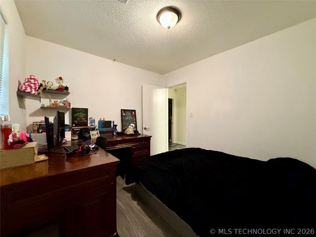 2405 S 123rd East Avenue, Tulsa, OK 74129