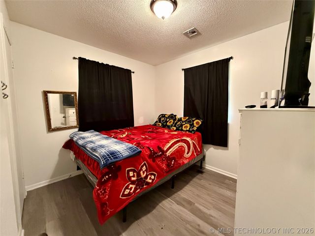 2405 S 123rd East Avenue, Tulsa, OK 74129