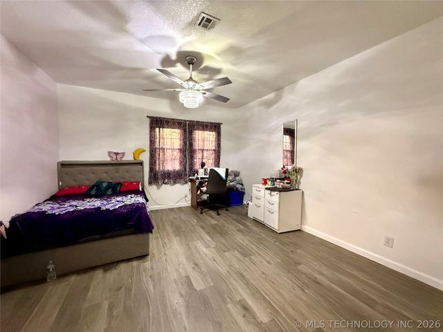 2405 S 123rd East Avenue, Tulsa, OK 74129