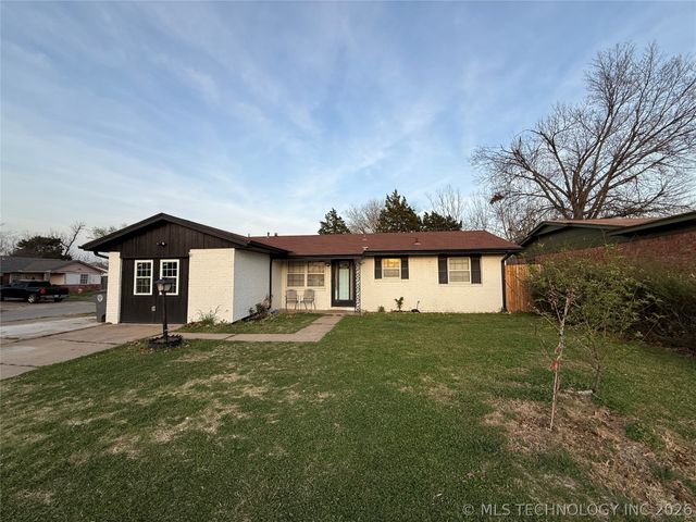 2405 S 123rd East Avenue, Tulsa, OK 74129