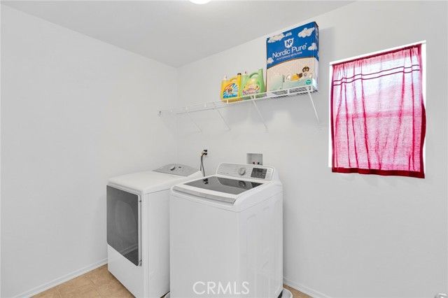 11075 Paso Blanco, Adelanto, CA 92301