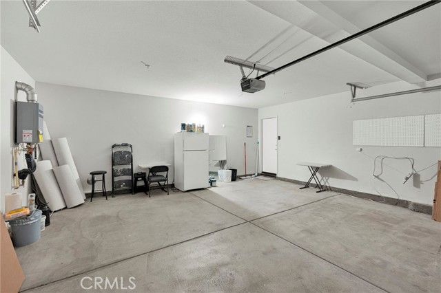 11075 Paso Blanco, Adelanto, CA 92301