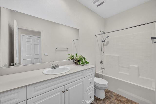 37124 Running Springs Rd, Murrieta, CA 92563