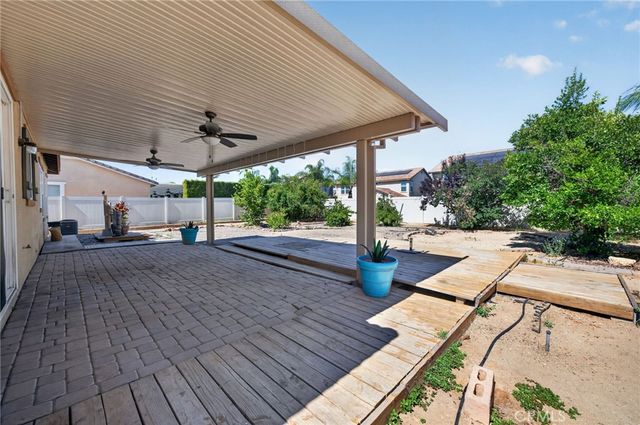 37124 Running Springs Rd, Murrieta, CA 92563