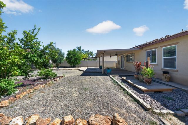 37124 Running Springs Rd, Murrieta, CA 92563