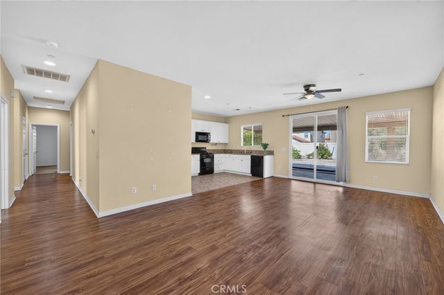 37124 Running Springs Rd, Murrieta, CA 92563