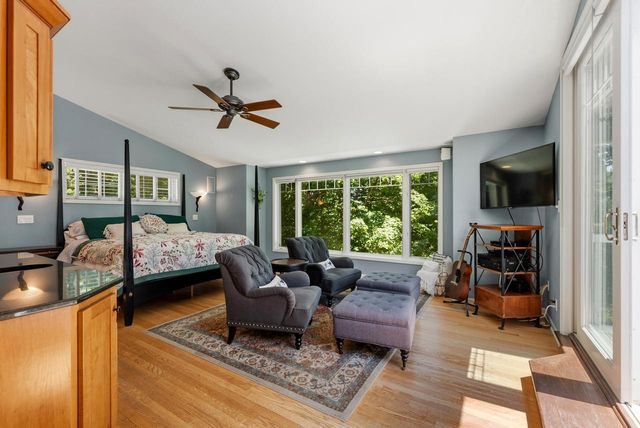 900 Apple Tree LANE, Brookfield, WI 53005