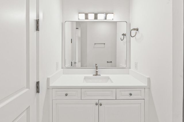 47 SW Osceola Street 206, Stuart, FL 34994