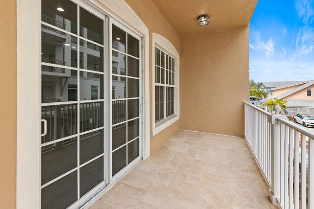 47 SW Osceola Street 206, Stuart, FL 34994