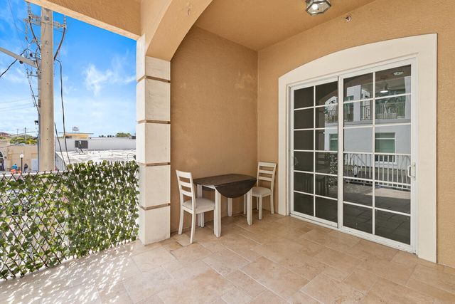 47 SW Osceola Street 206, Stuart, FL 34994