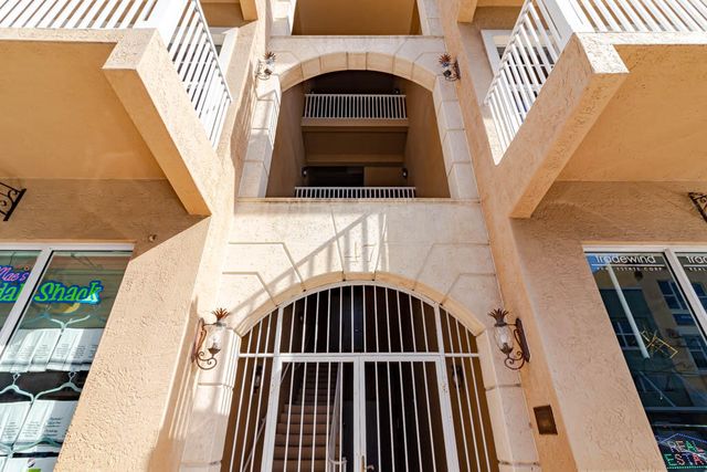 47 SW Osceola Street 206, Stuart, FL 34994