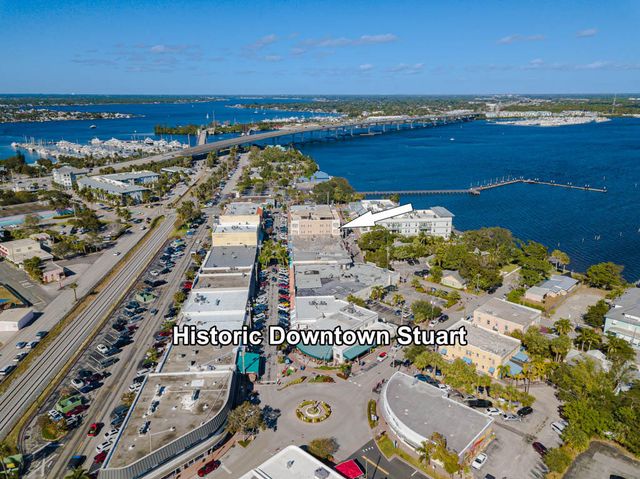 47 SW Osceola Street 206, Stuart, FL 34994