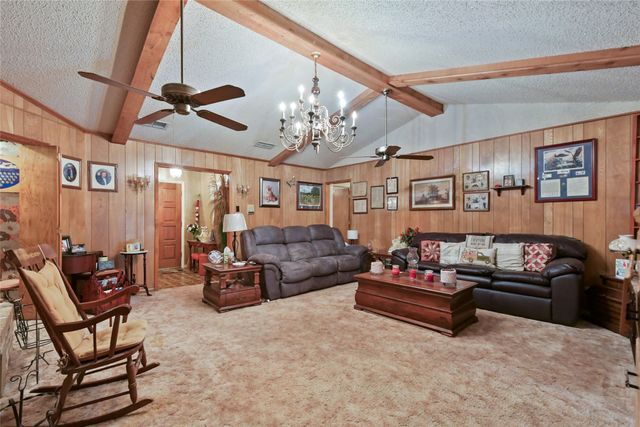 311 Wheeler Creek Court, Gainesville, TX 76240