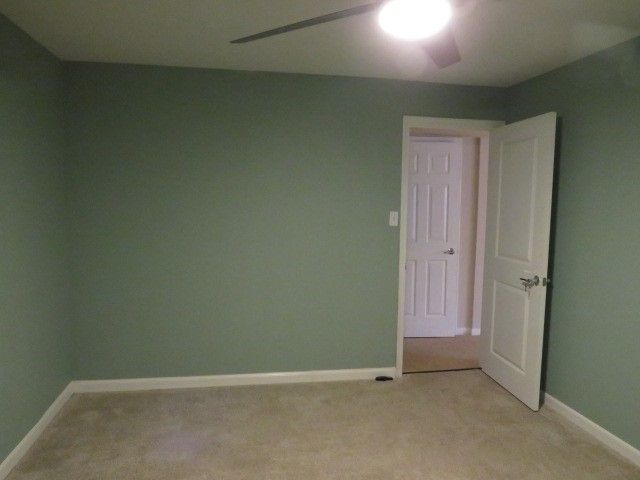 6202 Lenox Ln, South Fayette, PA 15057