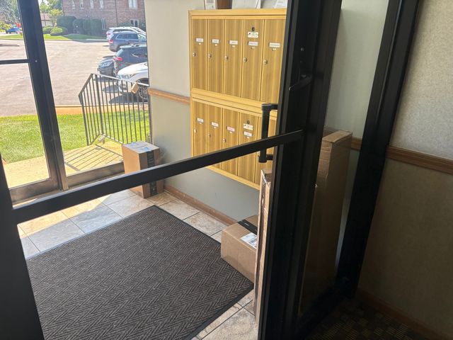 17218 Ridgeland Avenue 3s, Tinley Park, IL 60477