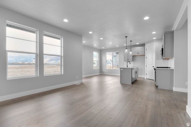 5022 W GREEN ASH LN, Highland, UT 84003