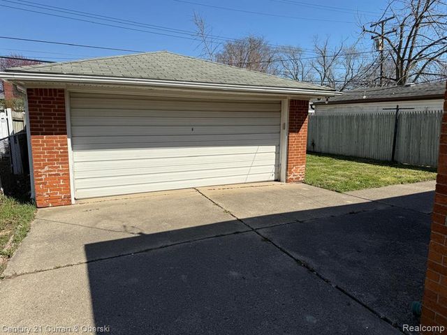 3959 Monroe Street, Dearborn Heights, MI 48125