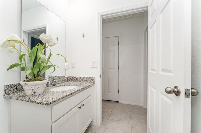 573 VISTA VILLAGES BOULEVARD, Davenport, FL 33896
