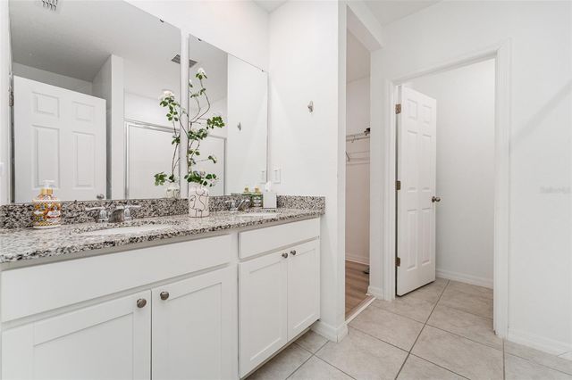 573 VISTA VILLAGES BOULEVARD, Davenport, FL 33896