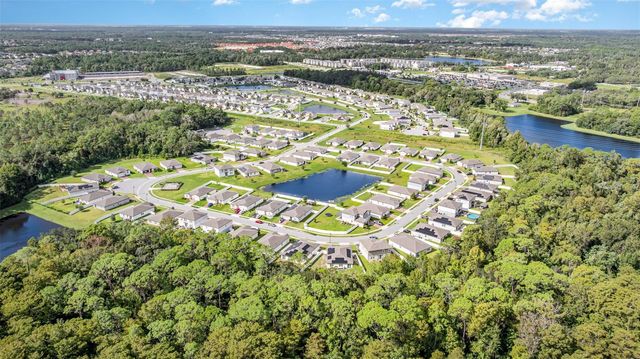 573 VISTA VILLAGES BOULEVARD, Davenport, FL 33896
