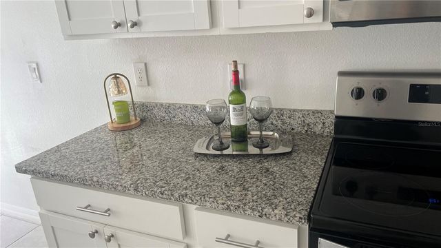 573 VISTA VILLAGES BOULEVARD, Davenport, FL 33896