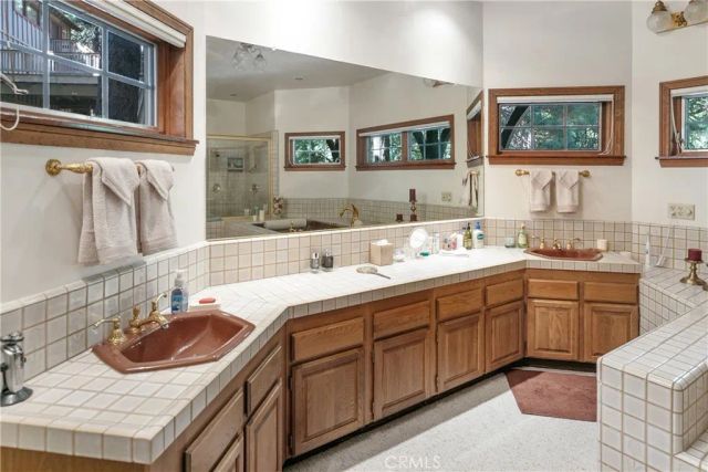 27421 Cedarwood Drive, Lake Arrowhead, CA 92352