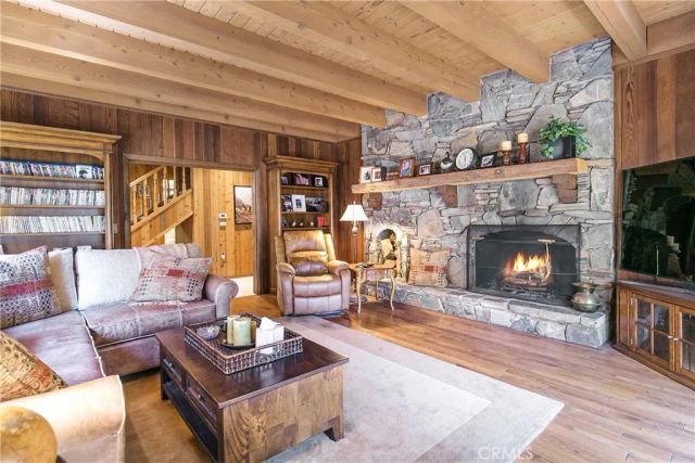 27421 Cedarwood Drive, Lake Arrowhead, CA 92352