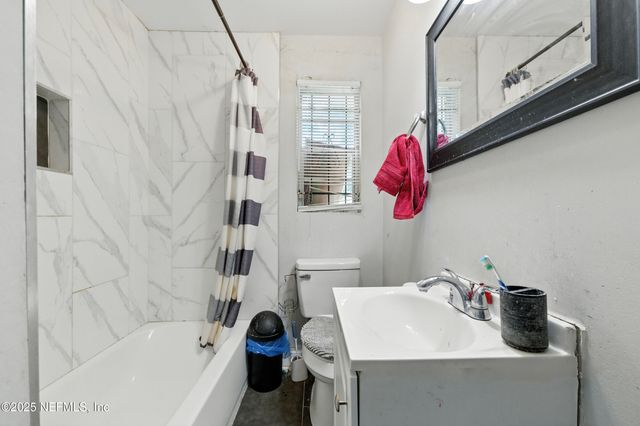 7174 MATTHEW Street, Jacksonville, FL 32210